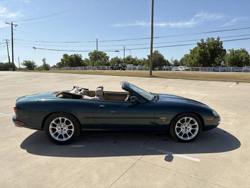 Used 2002 Jaguar XK8 Convertible RWD image 14