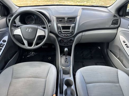 Used 2017 Hyundai Accent SE image 14
