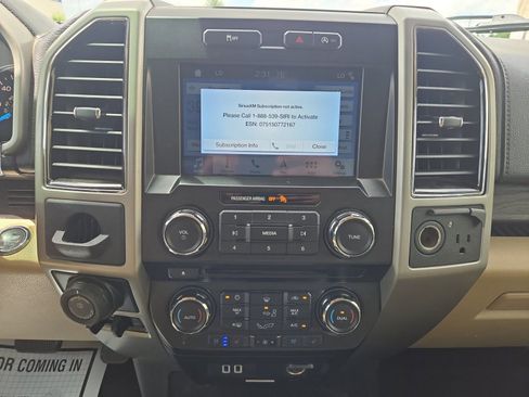 Used 2017 Ford F150 Lariat RWD image 14