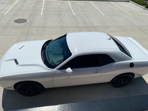 Used 2020 Dodge Challenger SXT RWD image 19