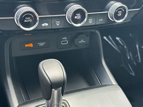 Used 2024 Honda Civic Sport image 19