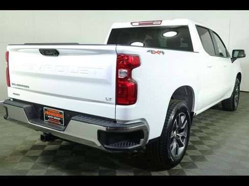 Used 2023 Chevrolet Silverado 1500 LT AWD/4WD image 14