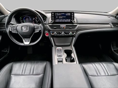 Used 2022 Honda Accord Touring image 16