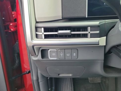 Used 2024 Hyundai Santa Fe SEL FWD image 16