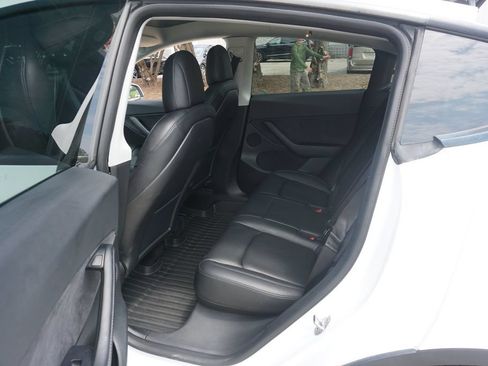 Used 2021 Tesla Model Y Performance AWD/4WD image 18