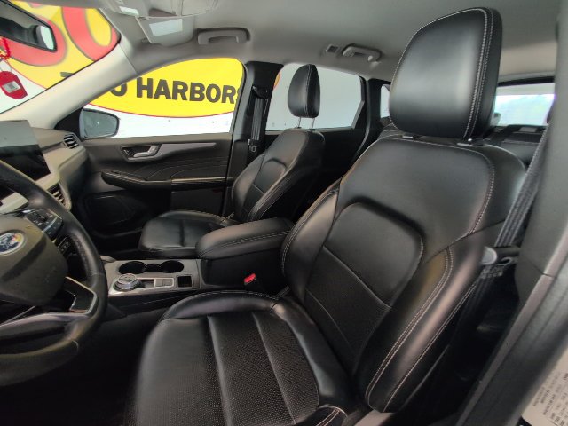 Used 2023 Ford Escape Platinum AWD/4WD image 11