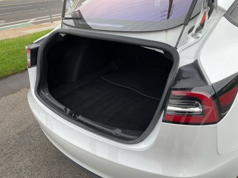 Used 2017 Tesla Model 3 Long Range RWD image 23