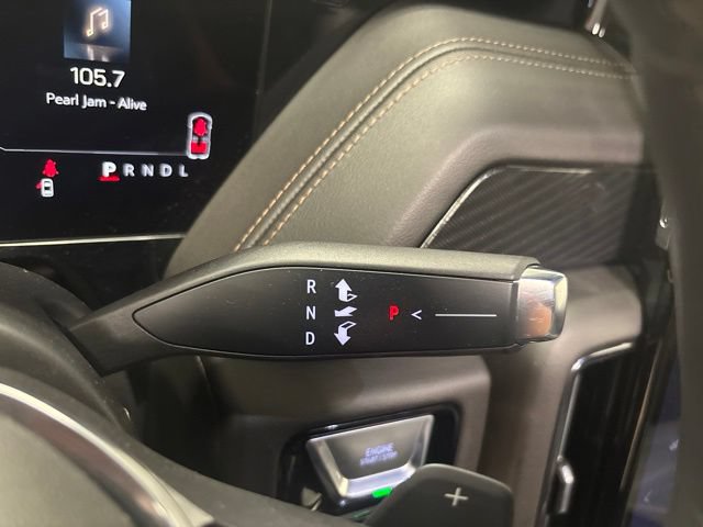 Used 2025 GMC Yukon AT4 AWD/4WD image 35