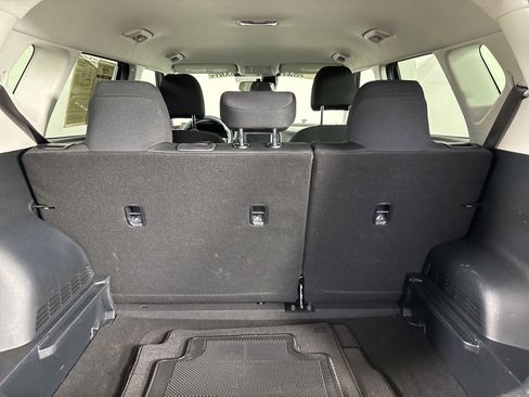 Used 2025 Kia Soul LX FWD image 22