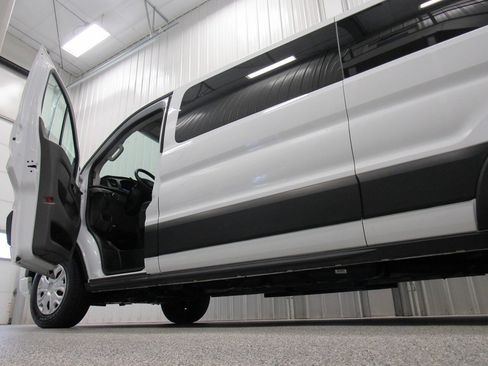 Used 2023 Ford Transit 350 XLT RWD image 15