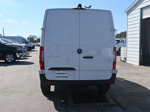 New 2025 Mercedes-Benz Sprinter 2500 image 10