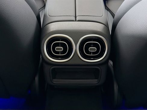 New 2026 Mercedes-Benz GLC 300 4MATIC image 27