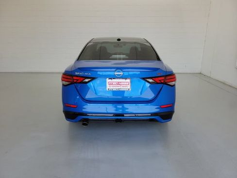 Used 2024 Nissan Sentra SR FWD image 6