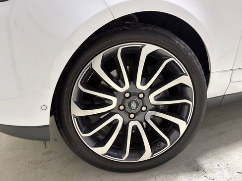 Used 2018 Land Rover Range Rover Supercharged image 8