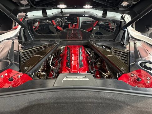 Used 2025 Chevrolet Corvette Stingray Preferred Cpe w/ Z51 Performance Package RWD image 11