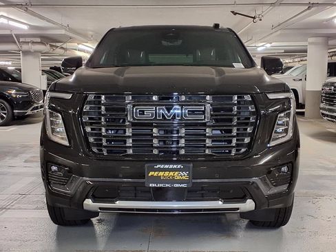New 2026 GMC Yukon Denali Ultimate AWD/4WD image 2