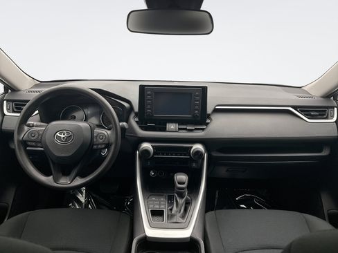 Used 2019 Toyota RAV4 LE AWD/4WD image 14