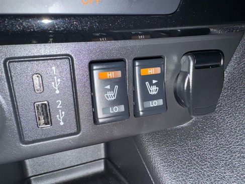 Used 2024 Nissan Leaf SV Plus image 19