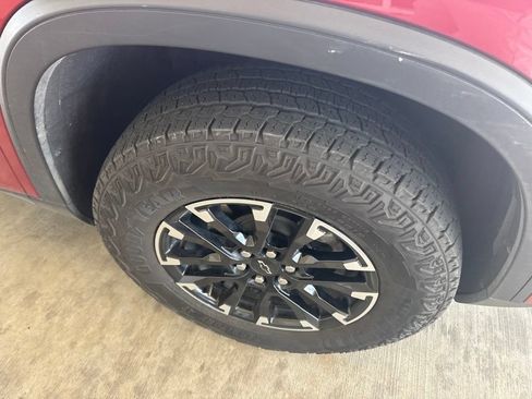 Used 2024 Chevrolet Traverse Z71 w/ LPO, Floor Liner Package AWD/4WD image 4