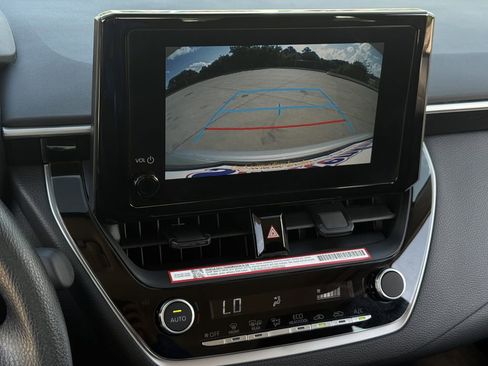 Used 2026 Toyota Corolla LE FWD image 21