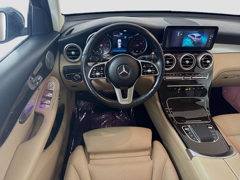 Used 2021 Mercedes-Benz GLC 300 4MATIC image 17