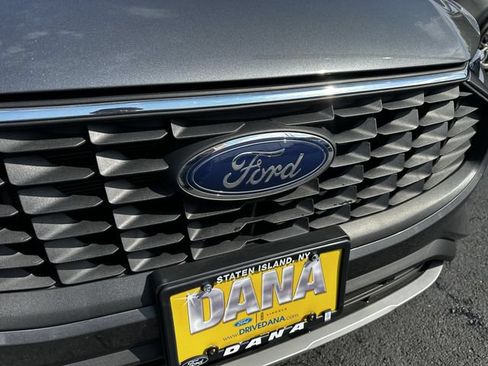 Certified 2023 Ford Escape Active AWD/4WD image 10