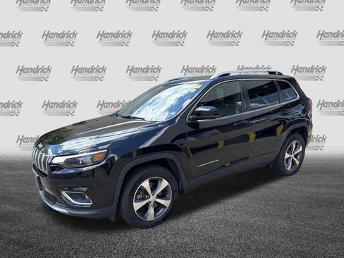 Used 2019 Jeep Cherokee Limited w/ Luxury Group AWD/4WD image 5