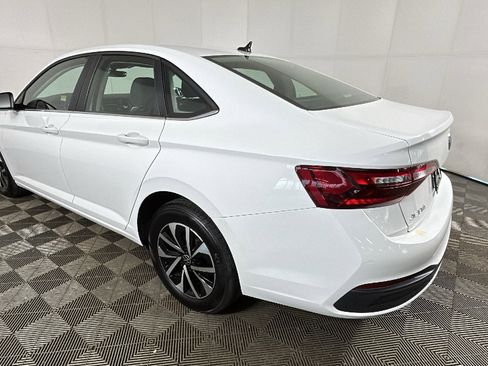 Used 2024 Volkswagen Jetta S FWD image 5