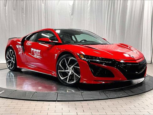 Used 2021 Acura NSX image 12
