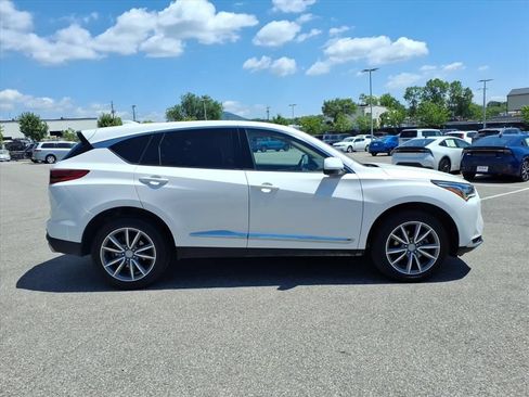 Used 2024 Acura RDX SH-AWD w/ Technology Package image 3