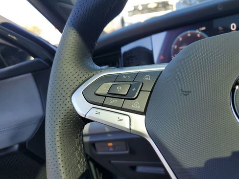 New 2026 Volkswagen Tiguan SE R-Line image 27