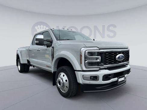 Used 2025 Ford F450 Platinum w/ Platinum Plus Package image 10