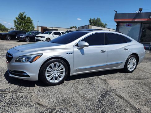 Used 2018 Buick LaCrosse Essence w/ Sun and Shade Package FWD image 2