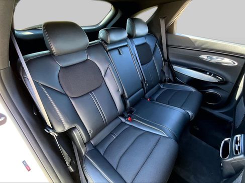 Used 2025 Genesis GV70 3.5T Sport AWD/4WD image 20