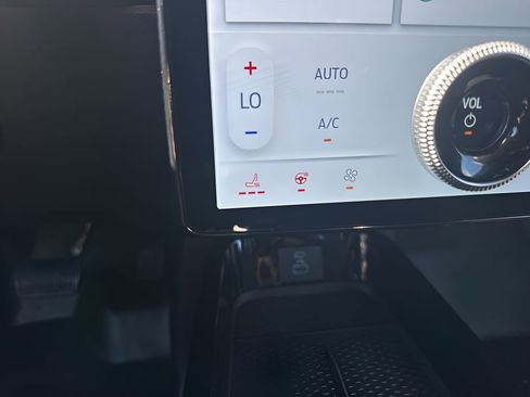 Used 2021 Ford Mustang Mach-E Premium image 23