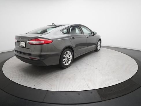 Used 2020 Ford Fusion SEL image 38