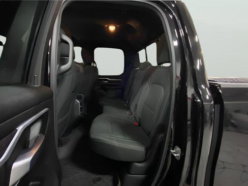 Used 2022 RAM 1500 Big Horn AWD/4WD image 31