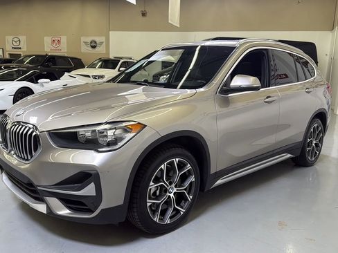 Used 2021 BMW X1 xDrive28i w/ Convenience Package image 4