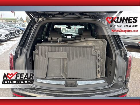 Used 2024 Cadillac XT6 Sport w/ Technology Package image 42