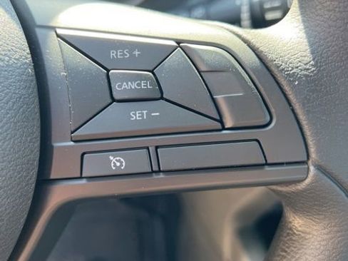 Used 2025 Nissan Kicks Play S image 13