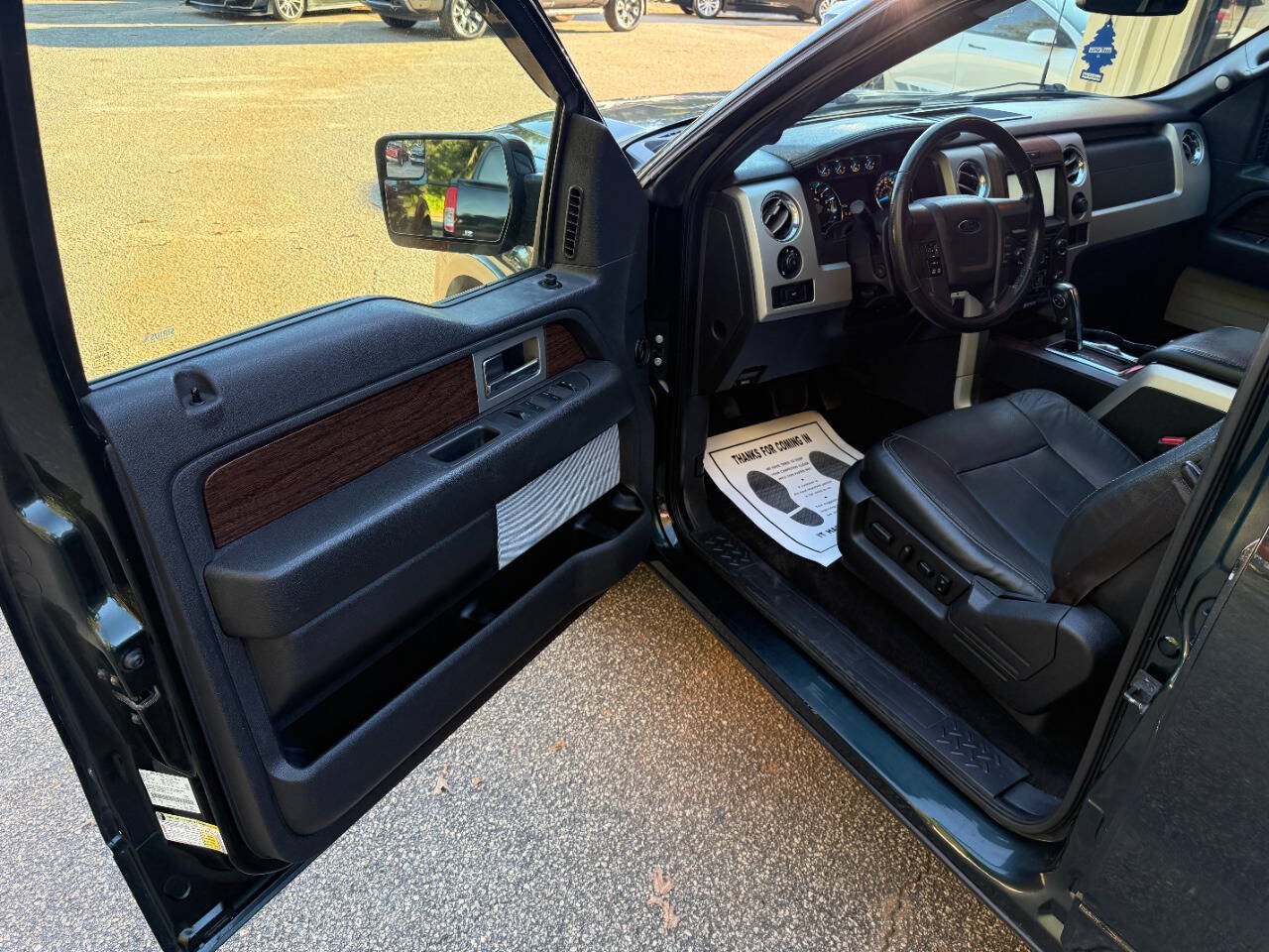 Used 2014 Ford F150 Lariat w/ Equipment Group 501A Mid AWD/4WD image 9