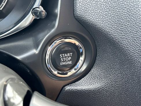 Used 2025 Mitsubishi Outlander Sport SEL image 32