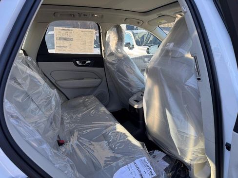 New 2026 Volvo XC60 T8 Ultra w/ Protection Package Premier image 5