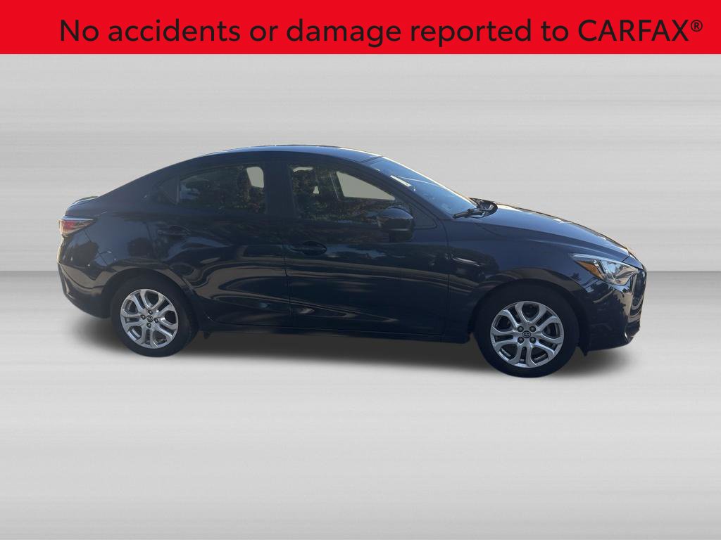 Used 2016 Scion iA FWD image 3