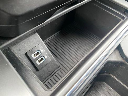 Certified 2019 Ford F250 XLT w/ XLT Premium Package image 25