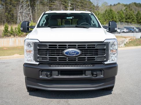 New 2026 Ford F250 XL image 2