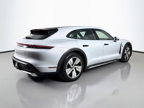 Used 2024 Porsche Taycan 4 Cross Turismo AWD/4WD image 5
