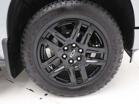 Used 2024 Chevrolet Silverado 1500 RST w/ Convenience Package II AWD/4WD image 9