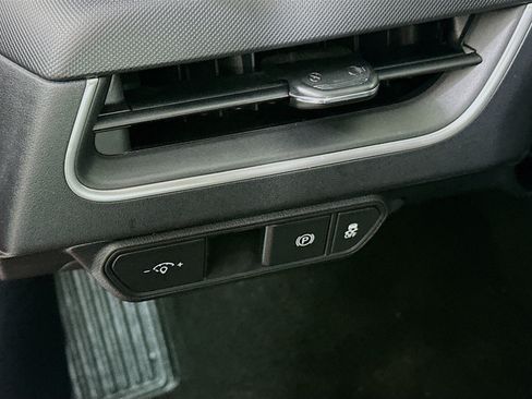 Used 2025 Kia K4 FWD image 16