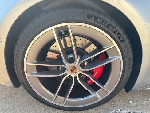 Used 2025 Porsche 911 Carrera S RWD image 6